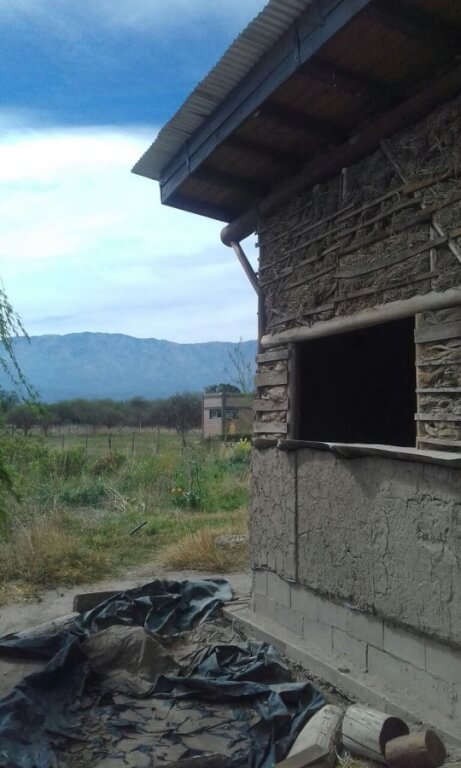 Vendo casa sustentable a terminar en Las Tapias