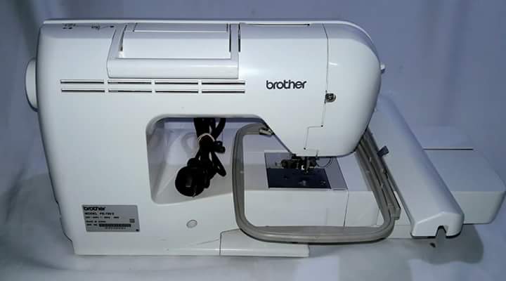 Bordadora Brother pe 700II