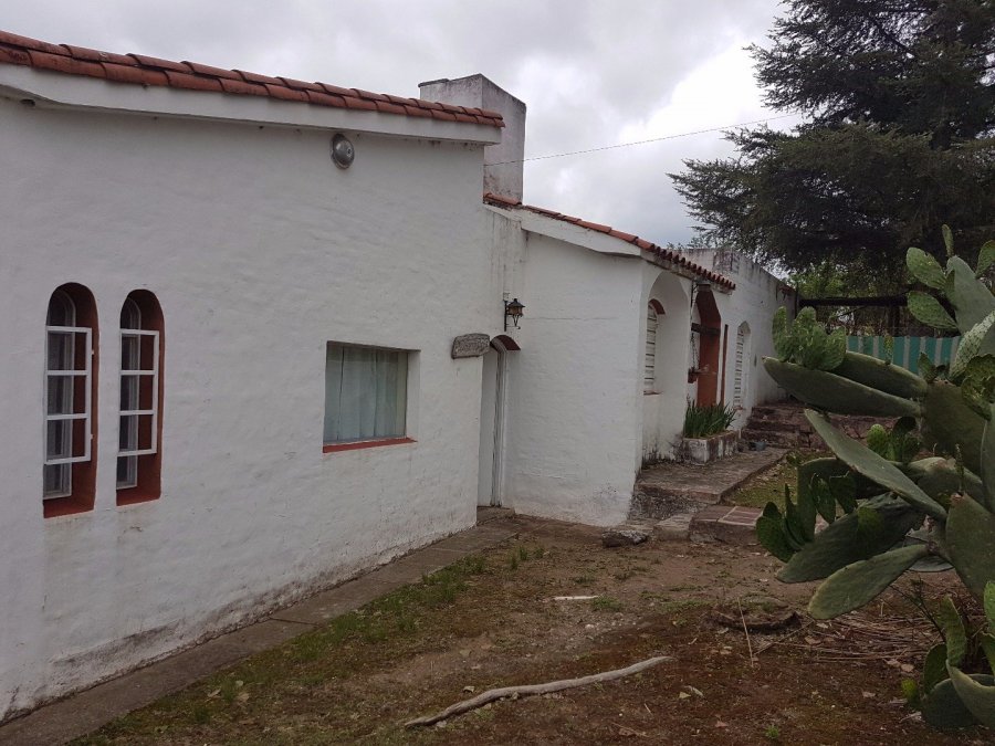 VENDO CASA DE VERANEO VILLA CARLOS PAZ