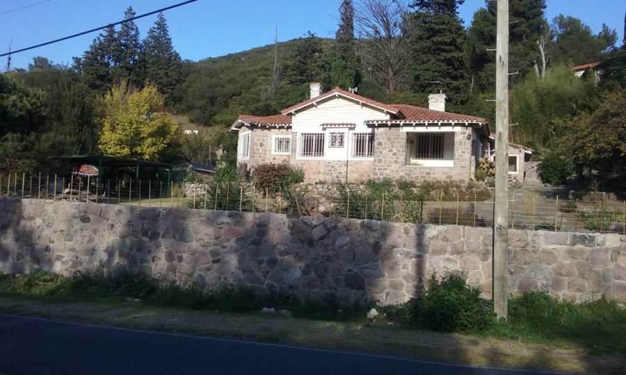 VENDO PROPIEDAD EN CRUZ CHICA LA CUMBRE