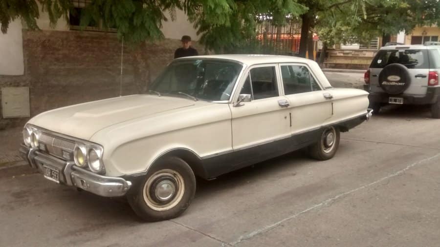 Vendo Ford Falcon  1972