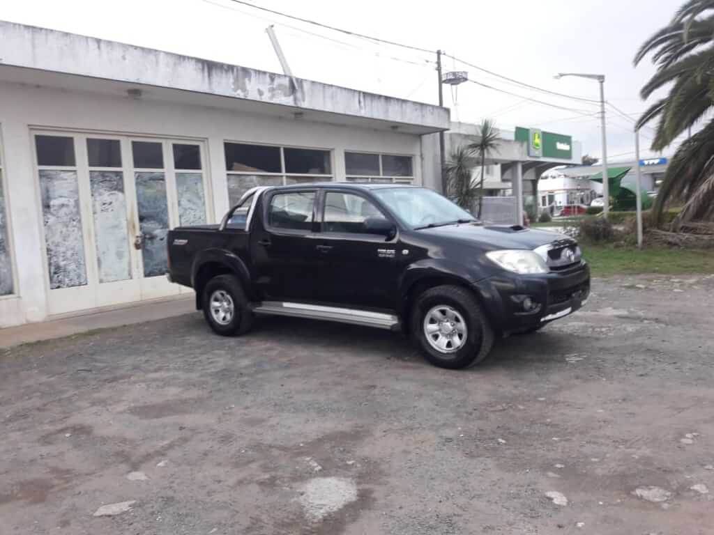 Toyota Hilux 2009 4×2 SR D/C